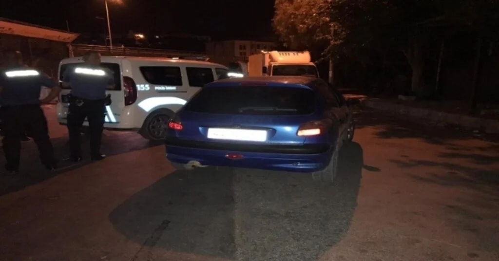 Kuşadasında Uyuşturucu Operasyonu; 2 Gözaltı