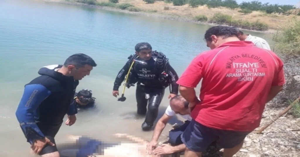 Malatyada Baraj Gölüne Giren Genç Boğuldu