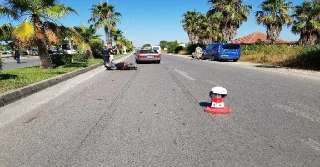 Manavgatta Motosiklet Kazası: 1 Yaralı
