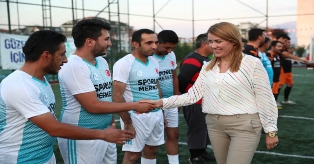 Merkezefendi Belediyesi Birimler Arası Futbol Turnuvası Başladı