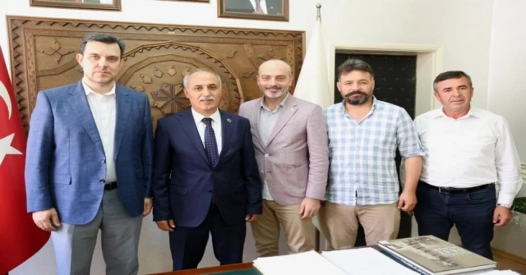 Milletvekillerinden Başkan Aydına Ziyaret