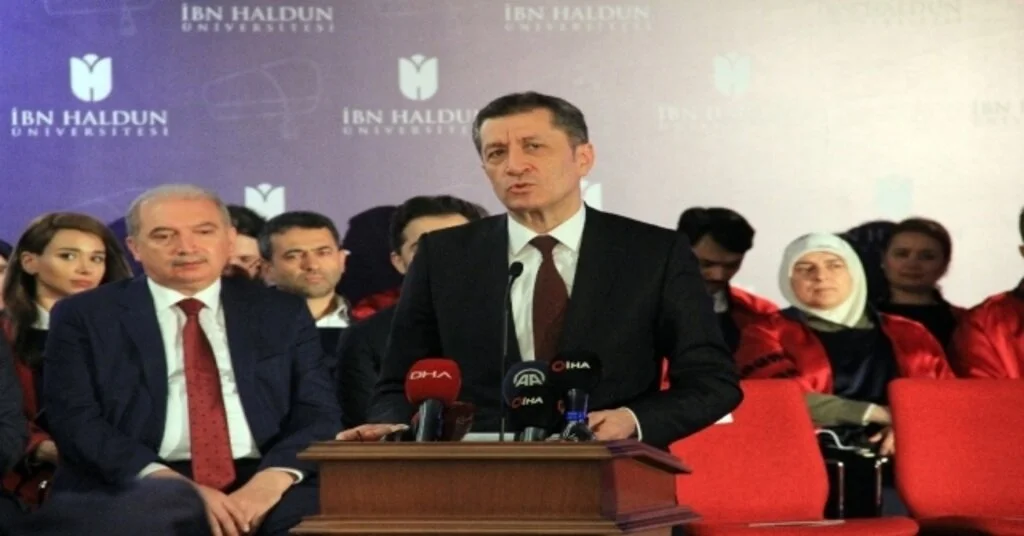 Milli Eğitim Bakanı Selçuk: “Ben Sizi Soru Çözmeye Değil, Sorun Çözmeye Davet Ediyorum”