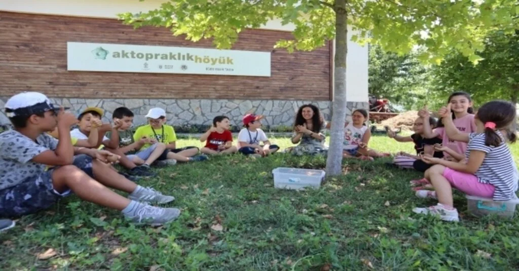 Minik Kâşifler Arkeoparkta