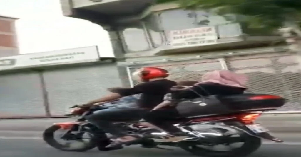 Motosiklete 5 Kişi Bindiler