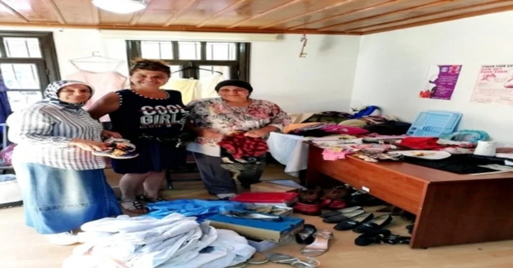 Mudanya Kadın Meclisinden İmoya Kıyafet Desteği