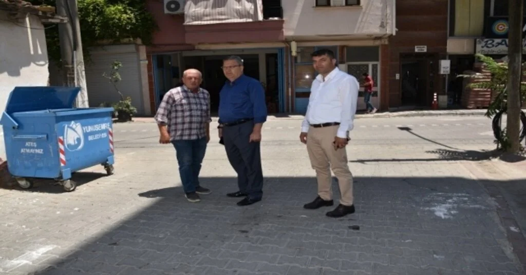 Muradiyenin Yolları Bakımdan Geçiyor