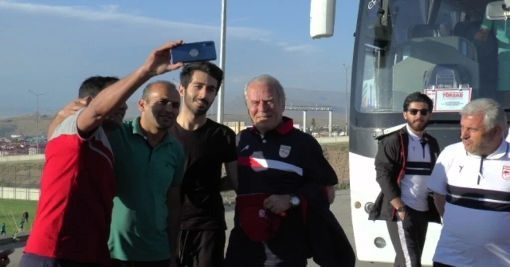 Mustafa Denizlinin Takımı Traktör Fc Erzurumda Kampa Girdi