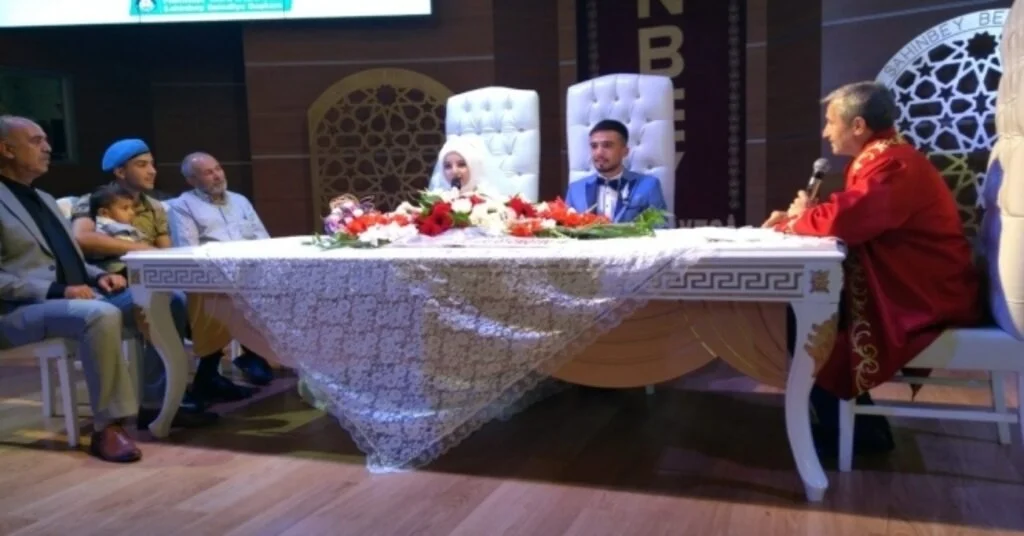 Nikah Masasında Damada Asker Kardeş Sürprizi