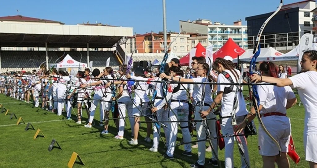 OKÇULUK ŞAMPİYONASI BAŞLADI