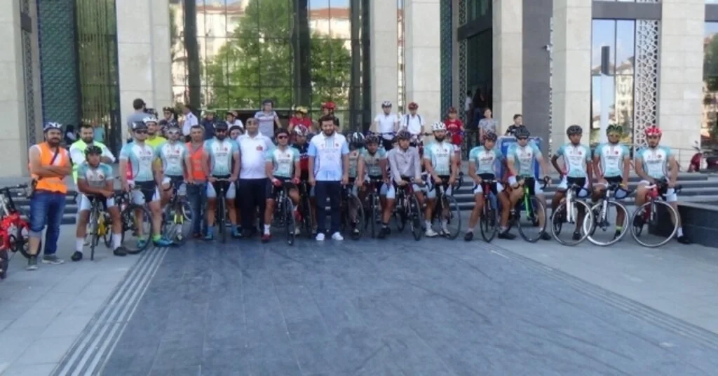 Ömer Halisdemirin Kabrine Kadar Pedal Çevirecekler