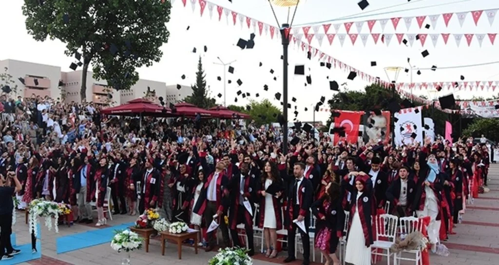 OMÜ Tıp Hekimleri Hizmete Hazır