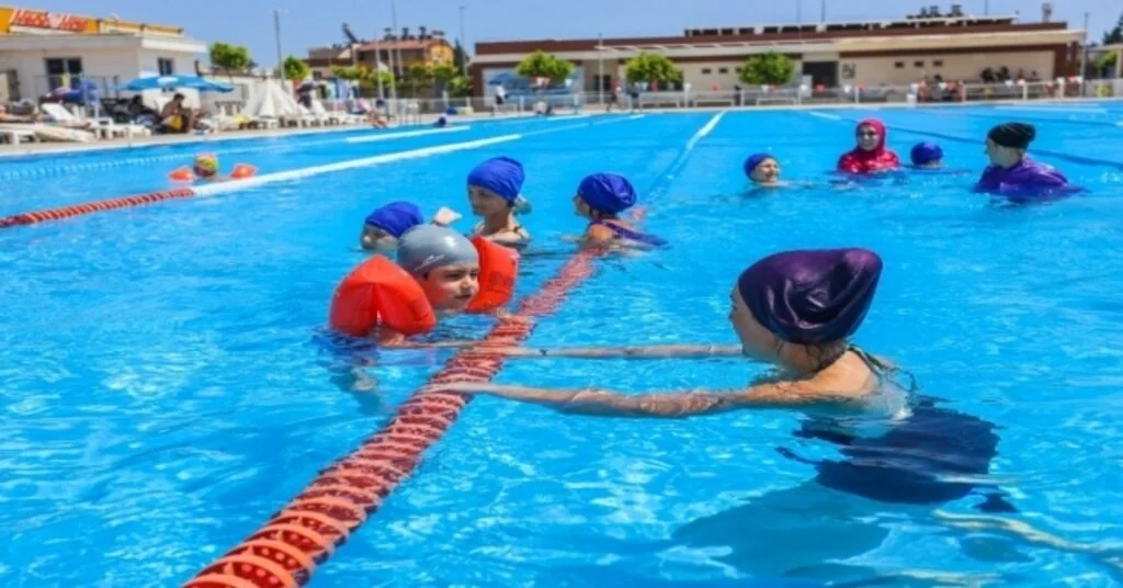 Otizmli Çocuklar Yaz Boyu Kepezde Yüzecek