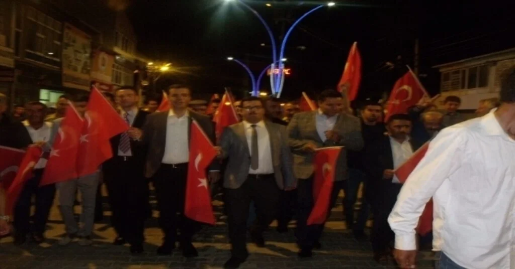 Özalpta Demokrasi Ve Milli Birlik Günü