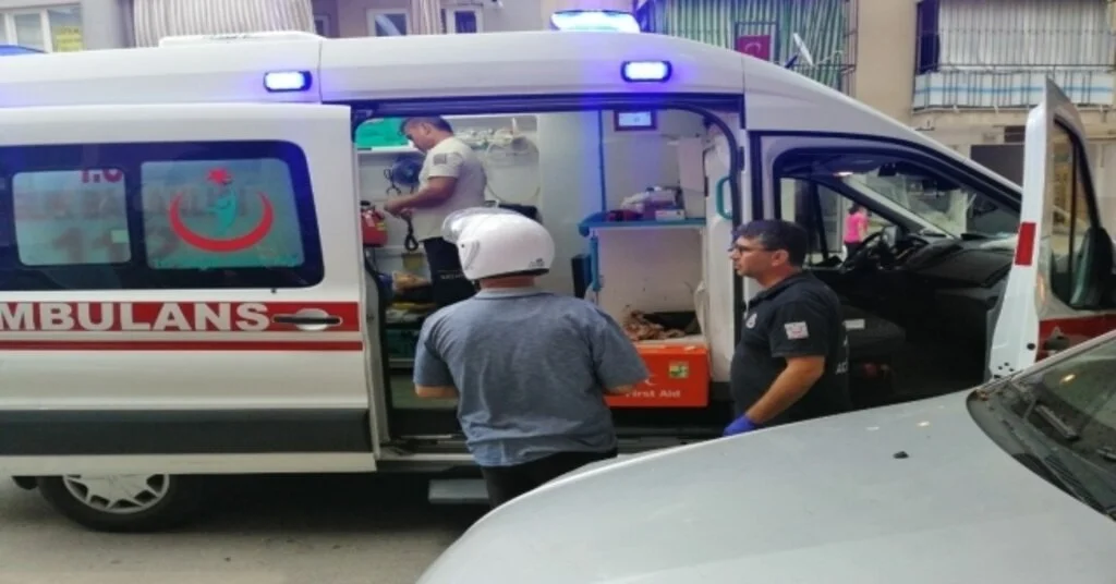 (Özel) Kaskı Kendine Taktı, Eşi Canından Oluyordu