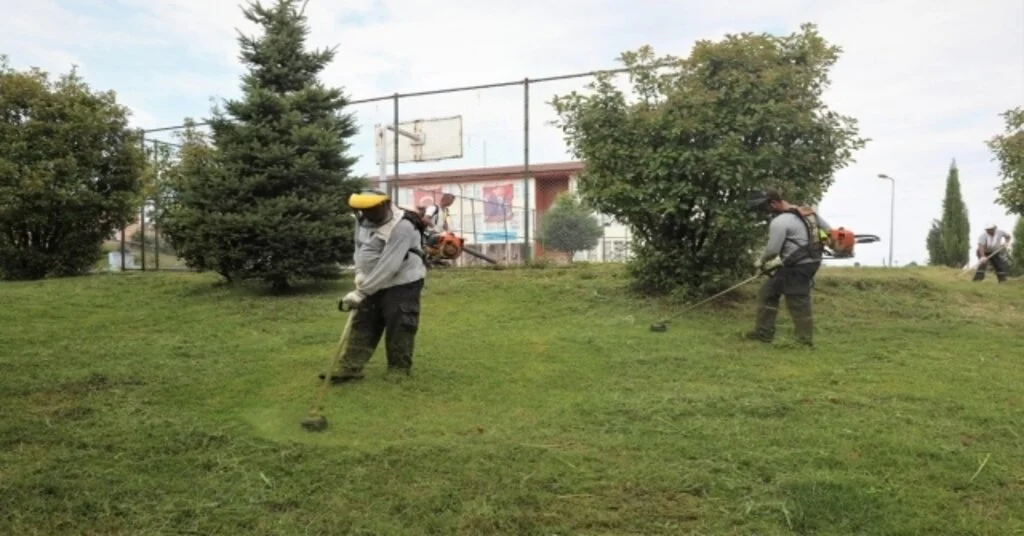 Park Ve Bahçelerde Yoğun Mesai