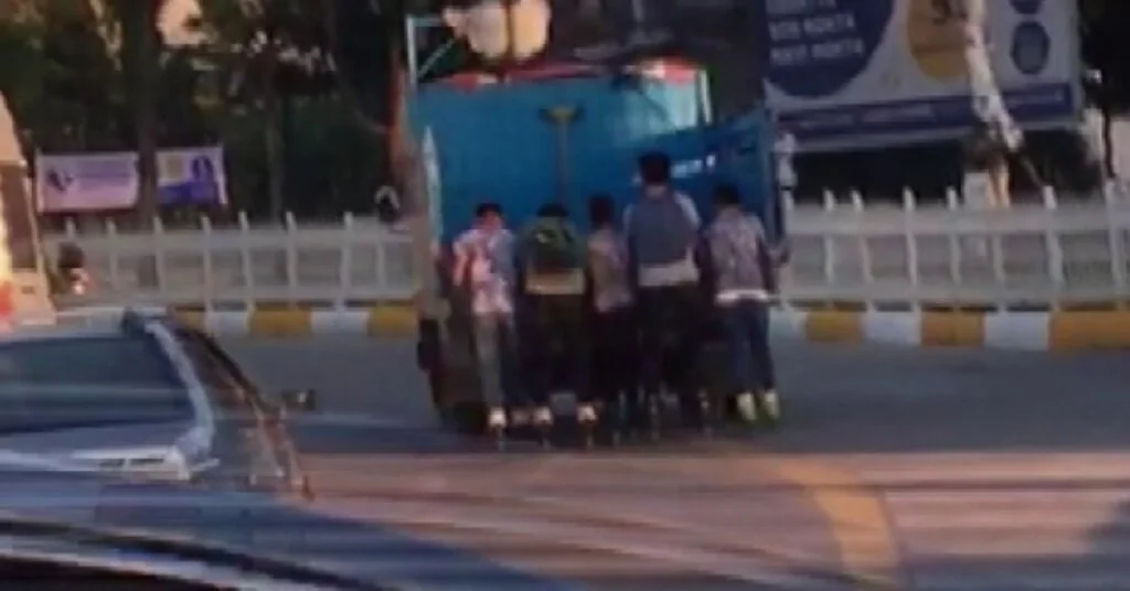 Patenci Gençlerin Tehlikeli Yolculuğu Kamerada