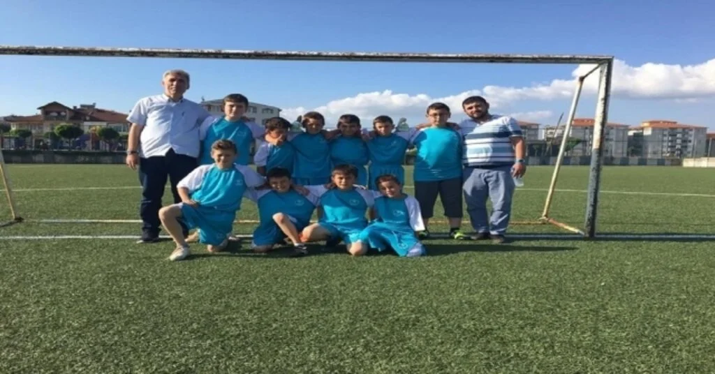 Pazaryerinde Kuran Kursu Öğrencilerinden Futbol Turnuvası