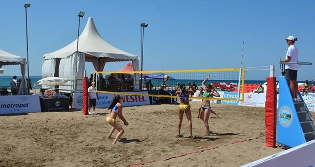 PLAJ VOLEYBOLU'NDA ELEMELER BAŞLADI