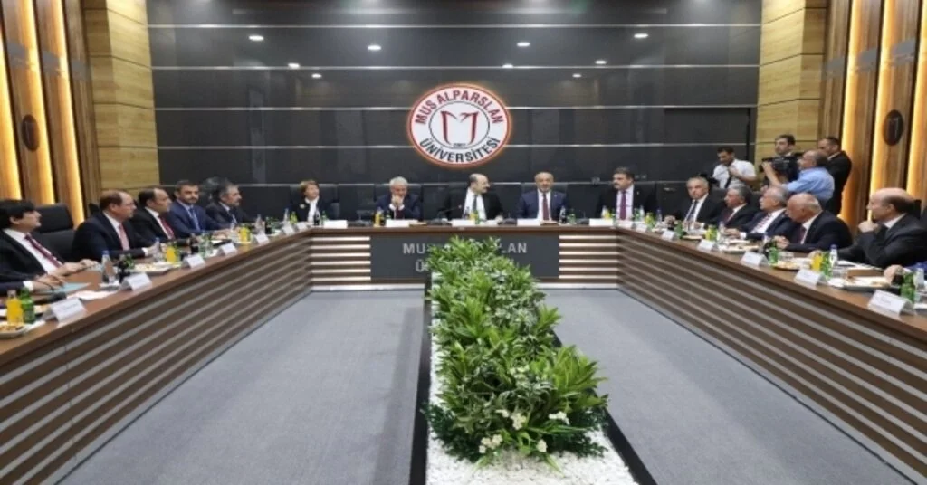 Prof. Dr. Çomaklı, Türkiyenin Fırsat Penceresi: Türk Yükseköğretimi Programına Katıldı
