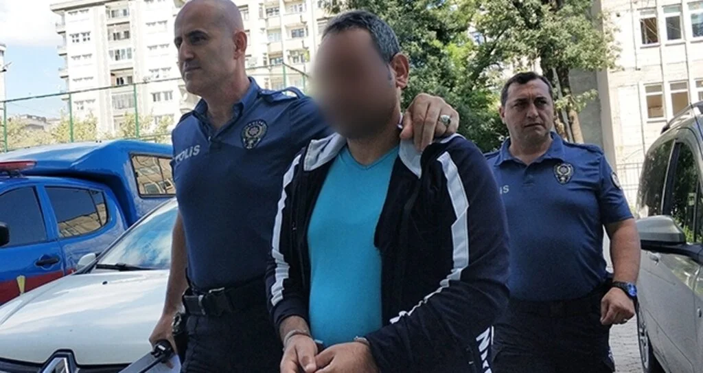 Samsun'da Babasına yaklaştı 3 gün hapis aldı