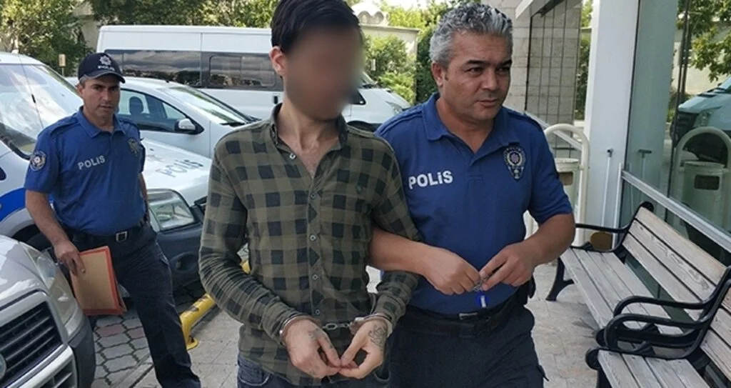 Samsun'da Cep Telefonu Gasbına Gözaltı