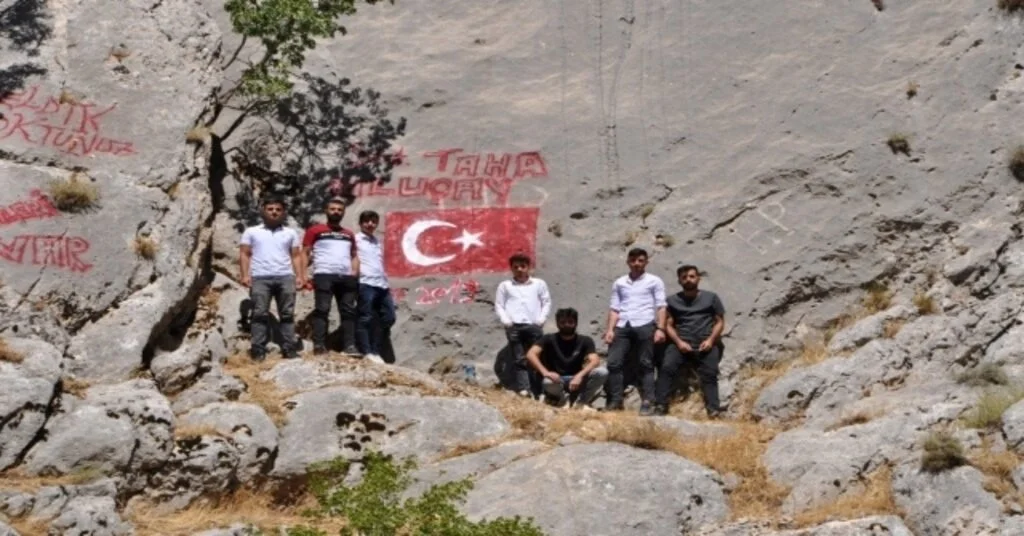 Şehidin İsmini Dağlara Yazdılar