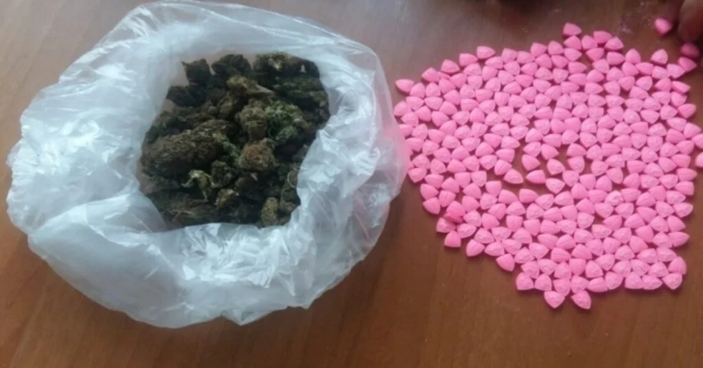 Sinopta Jandarmadan Uyuşturucu Operasyonu: 3 Gözaltı