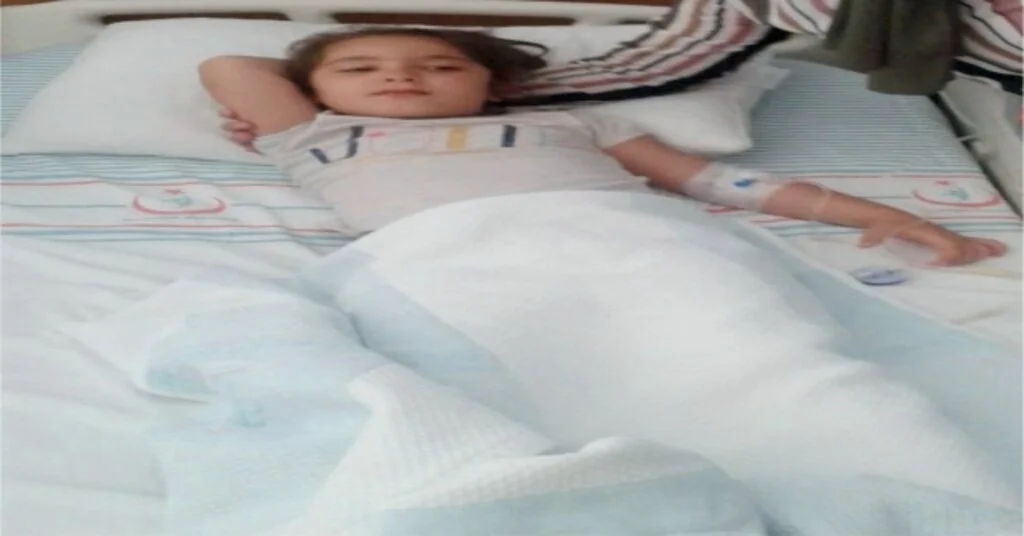 Su Diye Asit İçen 5 Yaşındaki Çocuk Ölümden Döndü