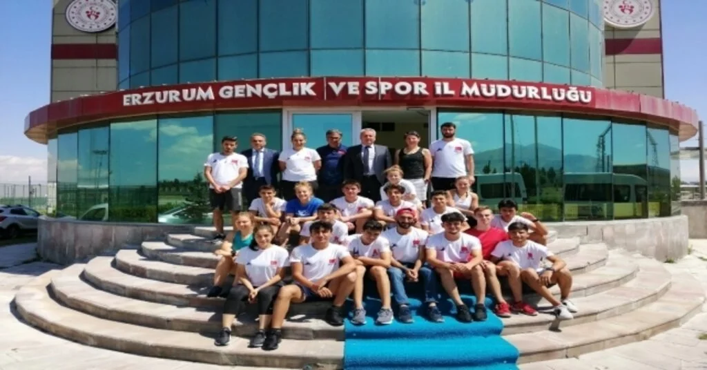 Sürat Patenciler Erzurumda Güç Depoluyor