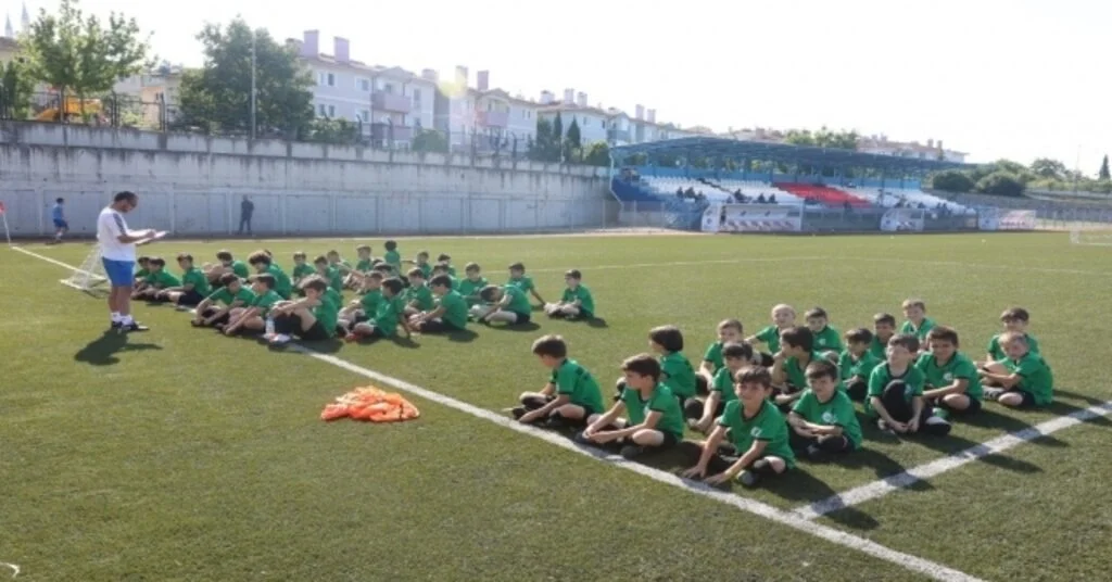 Tatilleri Dolu Dolu Geçiyor