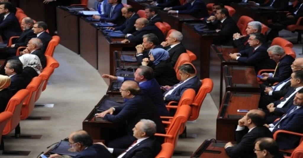Tbmm Genel Kurulunda Chp Grup Başkanvekili Özkoçun Sözlerine Tepki