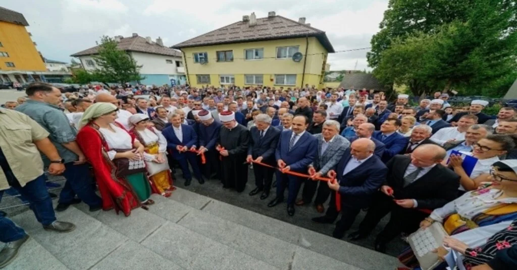 Tdbbnin Desteğiyle Glamoc Eğitim Ve Kültür Merkezi Açıldı
