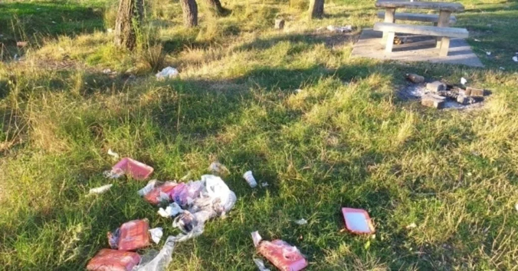 Tekirdağda Piknik Alanında Çöp Tepkisi