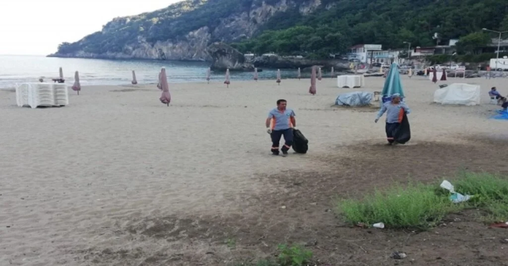 Temizlik Ekipleri İnkumunda