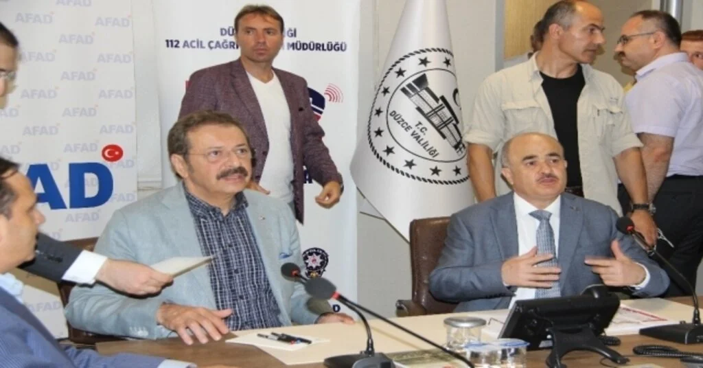 Tobb Başkanı Hisarcıklıoğlundan Sel Felaketinin Yaşandığı Düzceye Ziyaret
