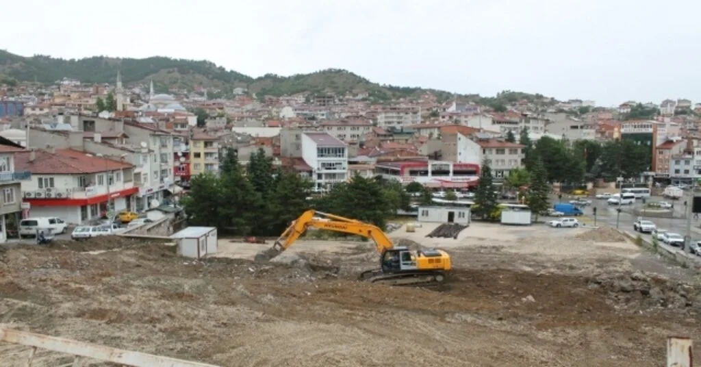 Tosya Hükümet Konağı Hafriyat Çalışmaları Başladı