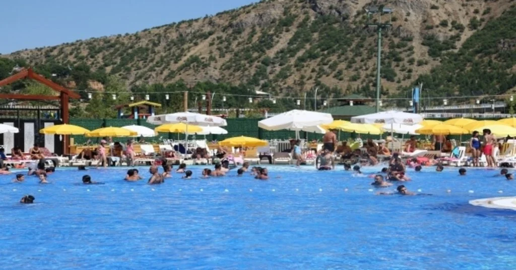 Tunceliden Akdeniz Ve Egeyi Aratmayan Görüntüler