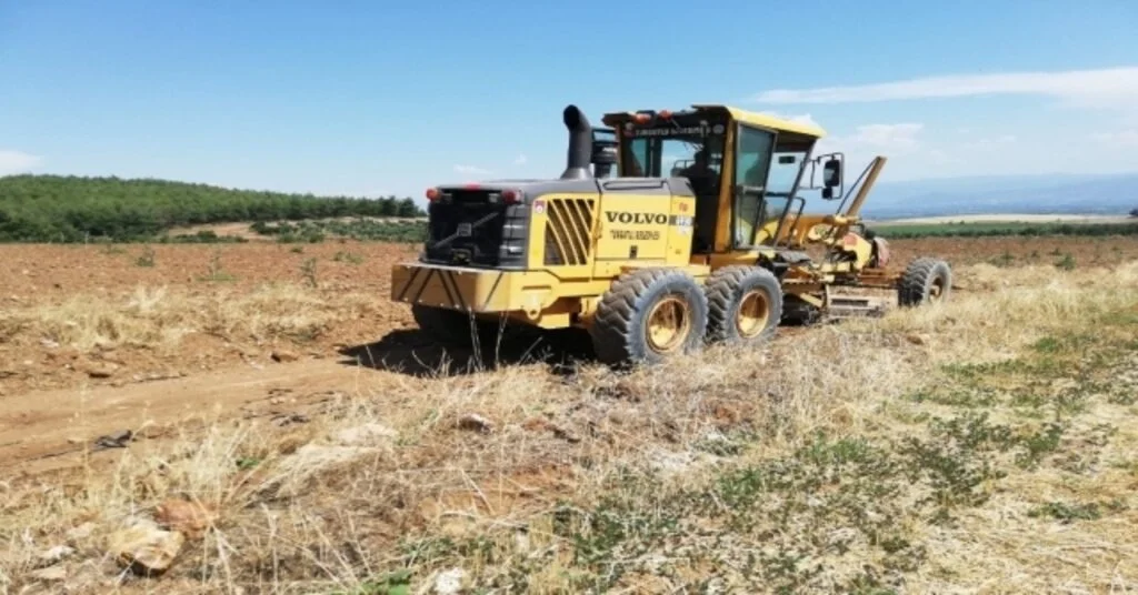 Turgutlunun Ova Yolları Bakıma Alındı