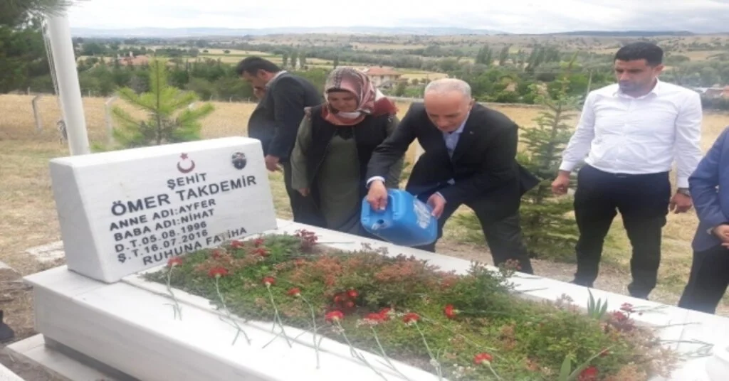 Türk-İşden 15 Temmuzun Yıl Dönümünde Anlamlı Program