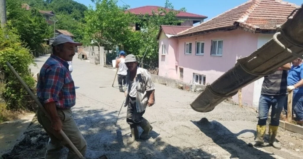 Türkeli Köylerine Beton Yol