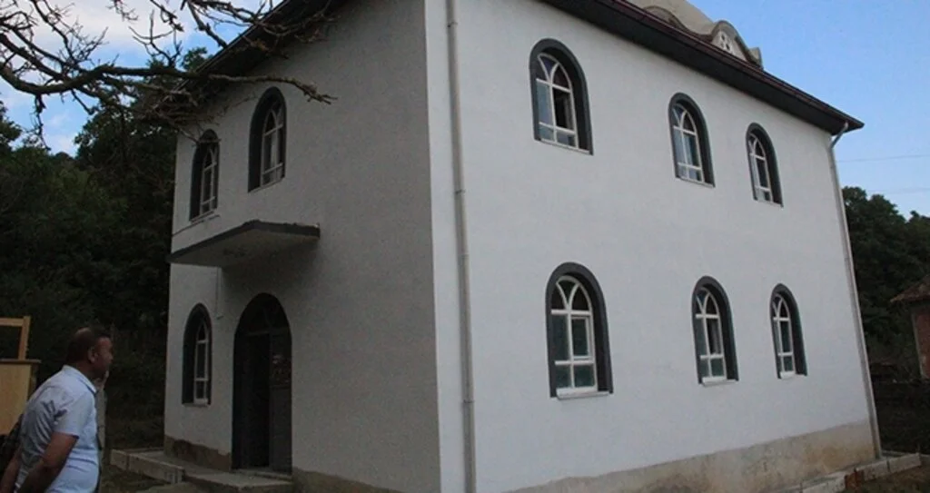 Türkiye'nin en az nüfuslu mahallelerinden biri camisine kavuşuyor