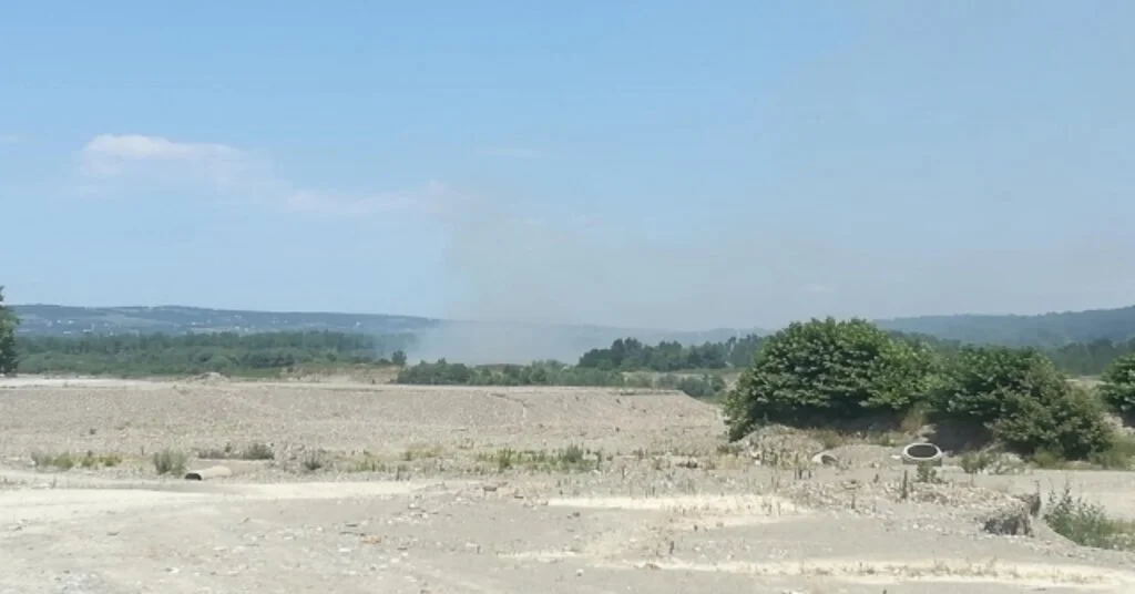 Tutuşan Otlar Paniğe Neden Oldu