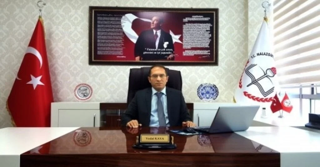 Ücretsiz Kurslarla Hayallerine Ulaştılar
