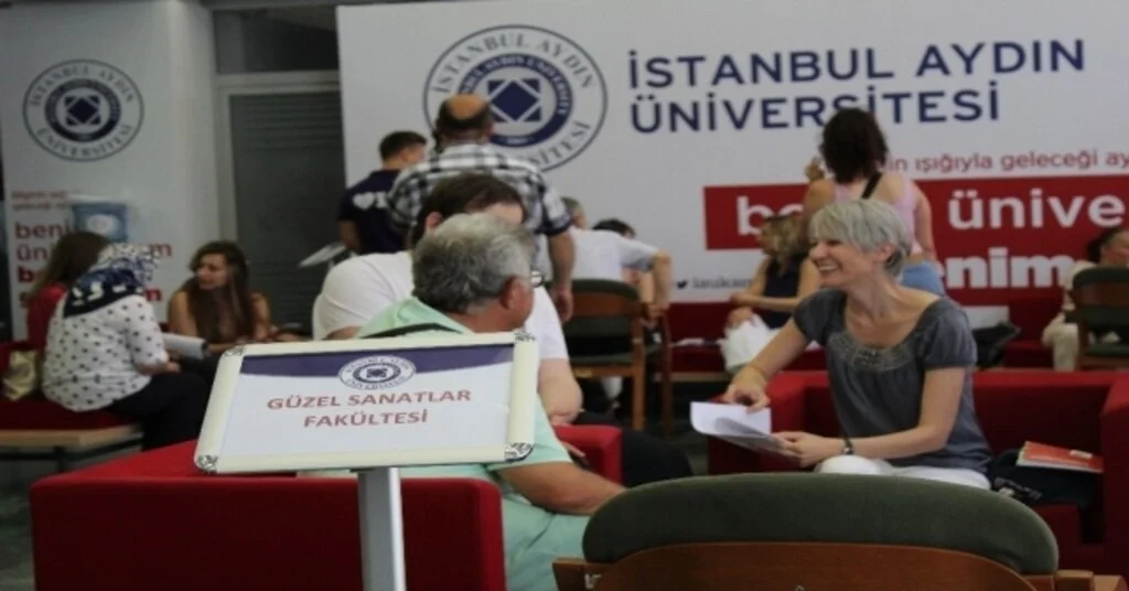 Üniversite Adaylarına Uyarı: Seçeceğiniz Meslek Sadece Bugünün Mesleği Olmasın