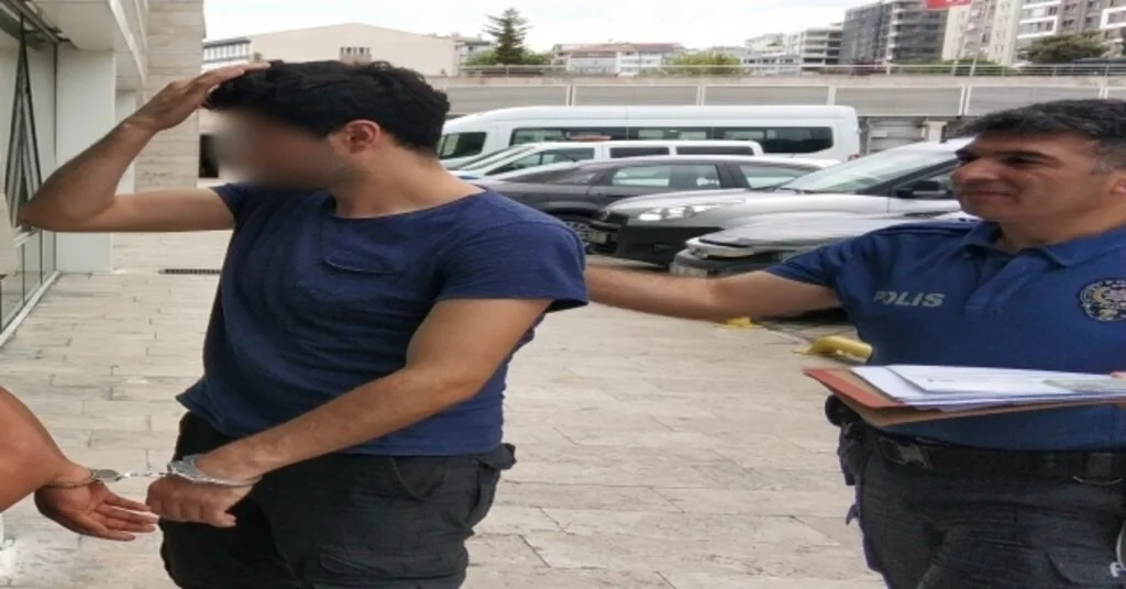 Üst Geçit Merdiveninde Elle Taciz İddiasına Gözaltı