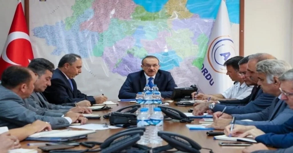 Vali Kriz Masasını Topladı