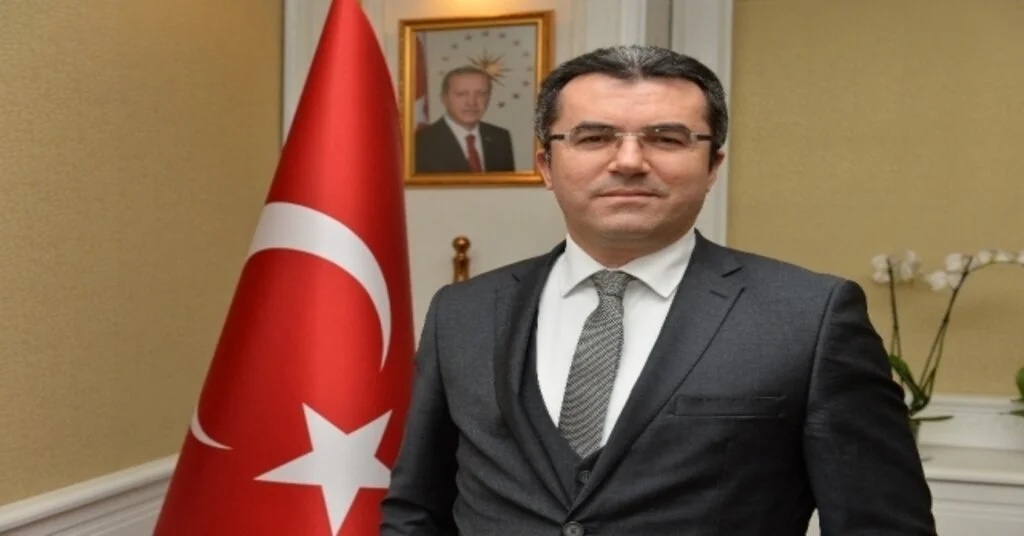 Vali Memişten Dedeman Ailesine Taziye