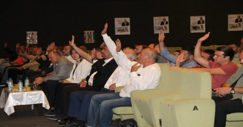 Yalovasporda Onay Tuna Güven Tazeledi