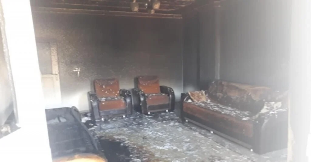 Yangın Evi Küle Çevirdi