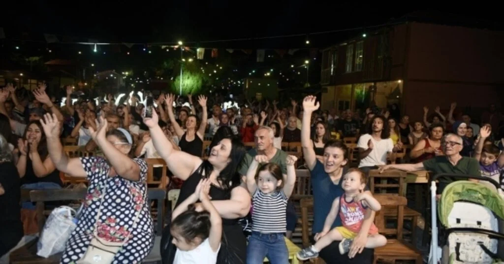Yeşilçam Sokağında 70Lerin Şarkıları
